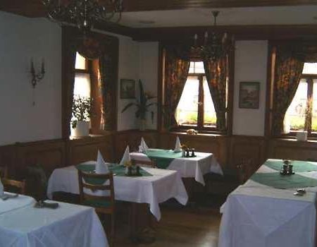Landhotel Krone Konigsbach-Stein ภายนอก รูปภาพ