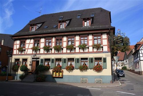 Landhotel Krone Konigsbach-Stein ภายนอก รูปภาพ