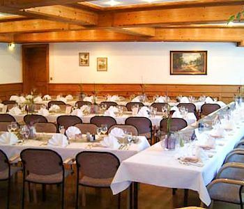 Landhotel Krone Konigsbach-Stein ภายนอก รูปภาพ